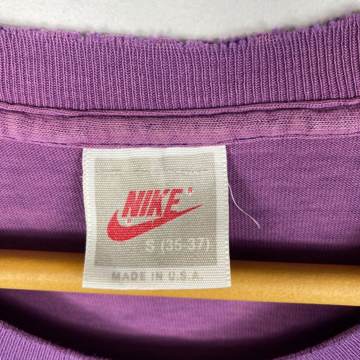 Nike Vintage 90's Distressed AIR JORDAN Graphic Faded Tee Shirt Size US S / EU 44-46 / 1 - 5 Thumbnail
