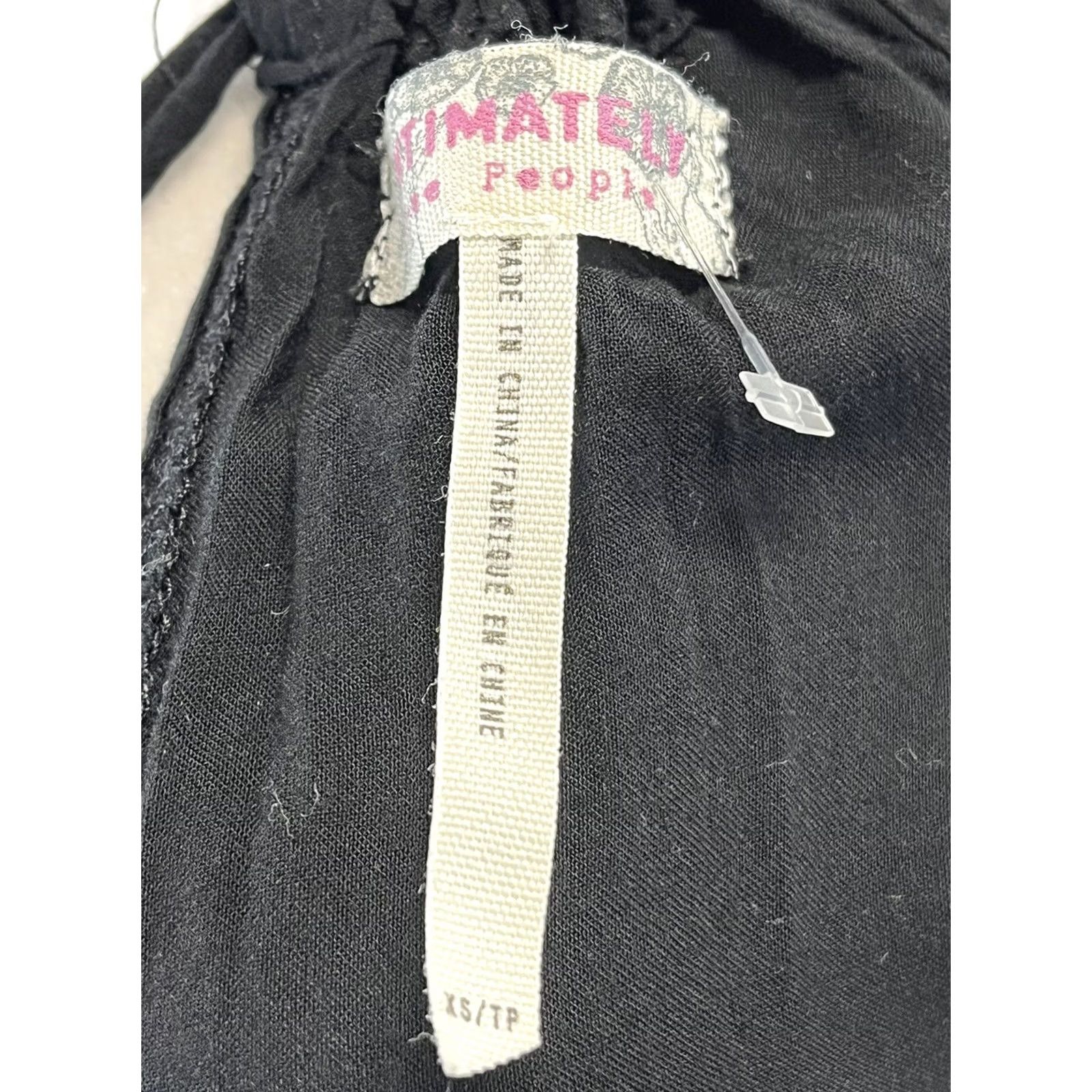 Free People Free People Intimately Yours Eyelash Lace Trim Dress Womens XS Black Sleeveless V-Neck Tie Bohemian Witchy Whimsigoth Festival Party/Cocktail Shirt? Size XS / US 0-2 / IT 36-38 - 7 Thumbnail