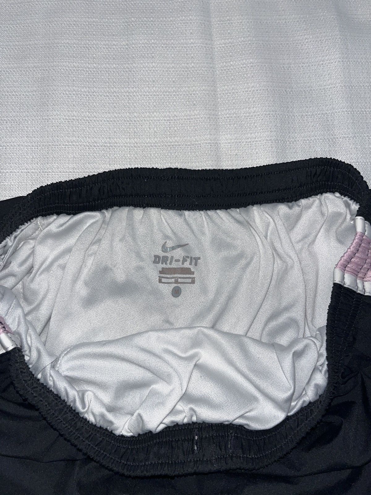 Nike Women's Black Dri-Fit Running Shorts Size 28" / US 6 / IT 42 - 3 Thumbnail