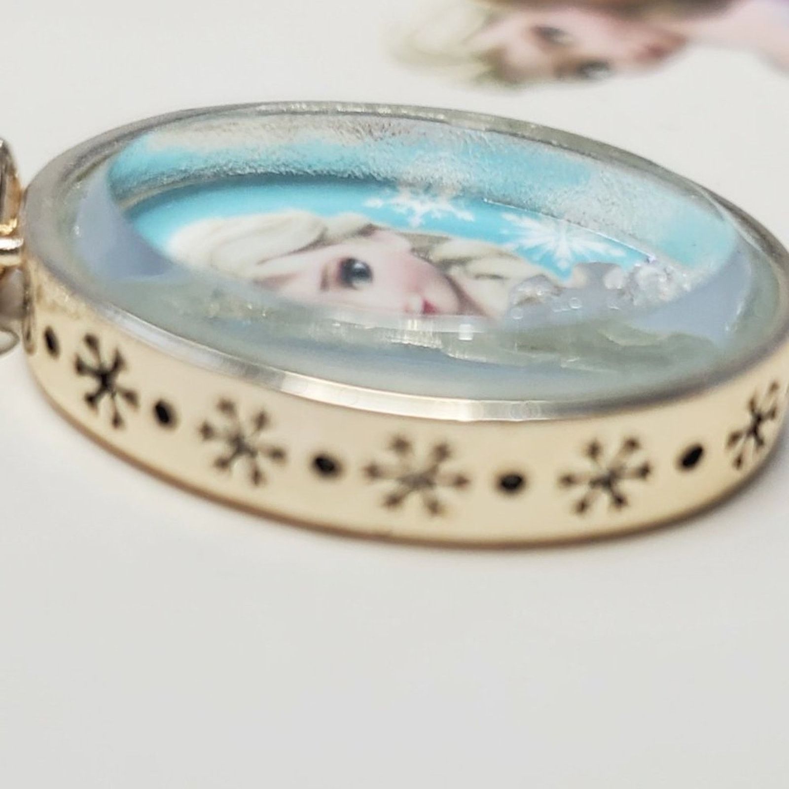 Disney Disney Frozen Elsa Shaker Necklace Silver Blue Snowflake Size ONE SIZE - 6 Thumbnail