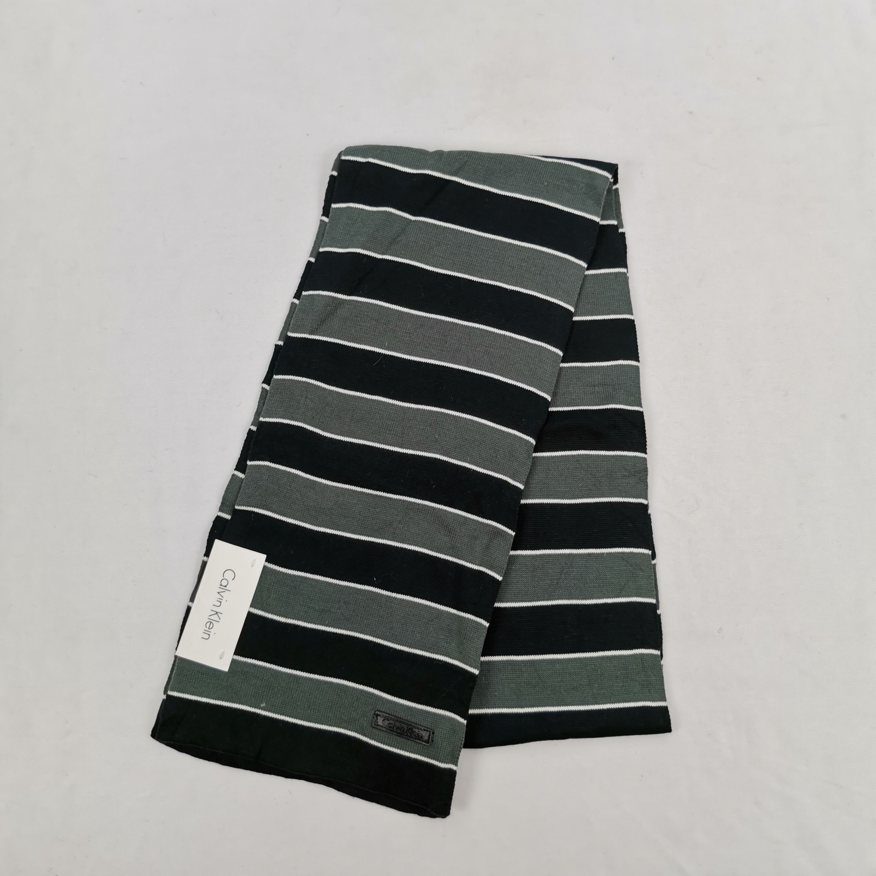 Calvin Klein Vintage Calvin Klein Scarf Striped Neckwear Winter Scarves Size ONE SIZE - 3 Thumbnail