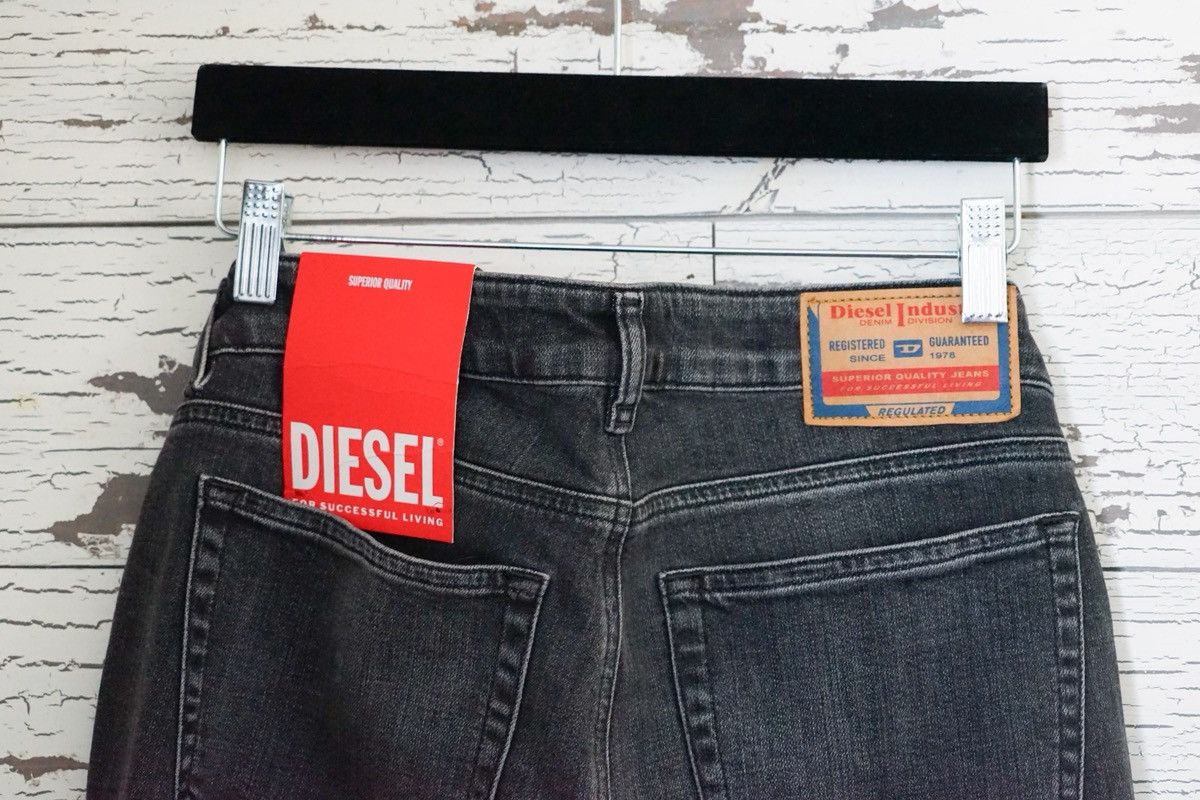 Diesel Diesel 1969 D-Ebbey Bootcut Jeans Size 29" - 6 Thumbnail
