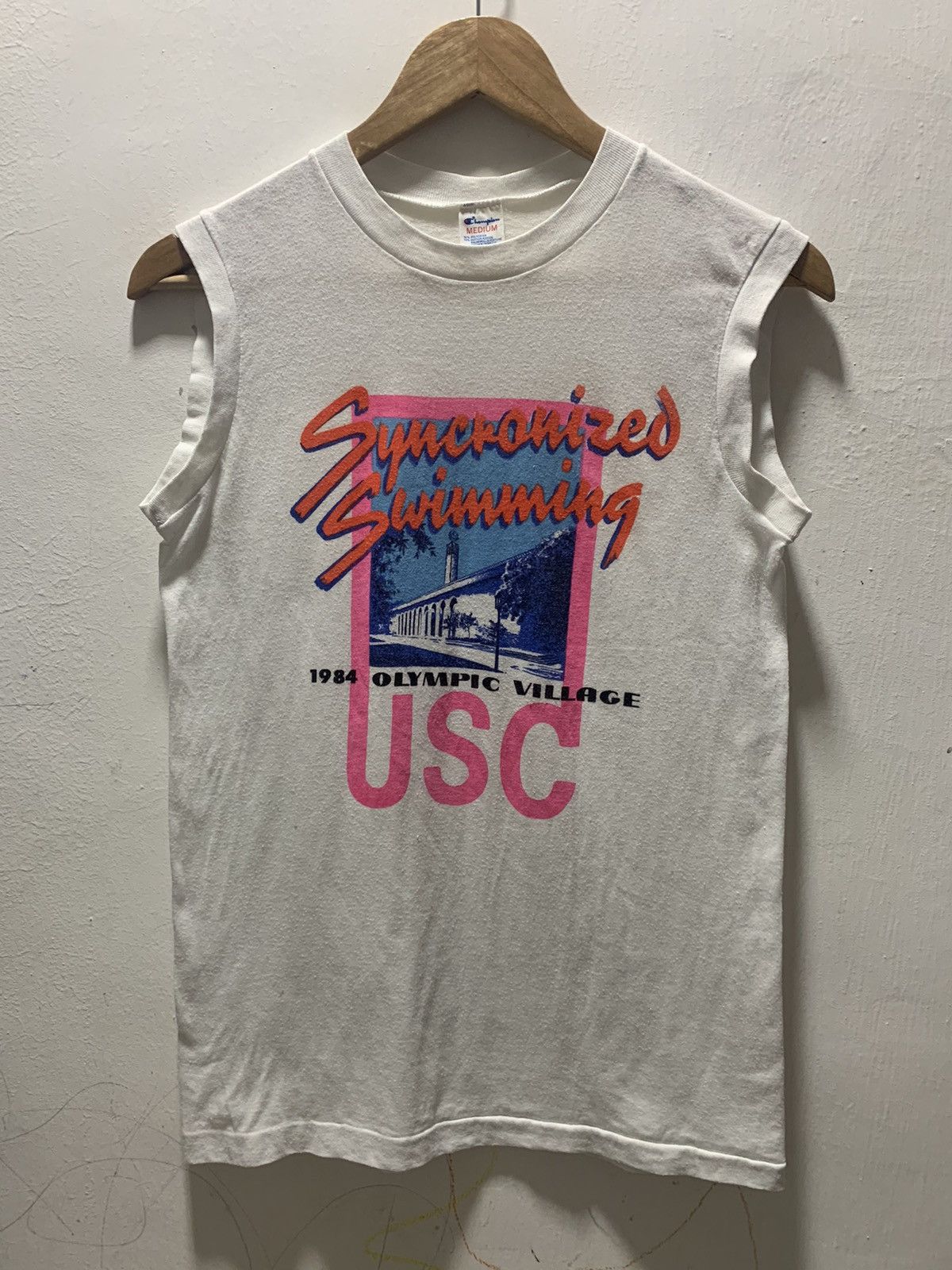 Champion Vintage Champion 1984 Olympic village t-shirt Size US M / EU 48-50 / 2 - 1 Thumbnail
