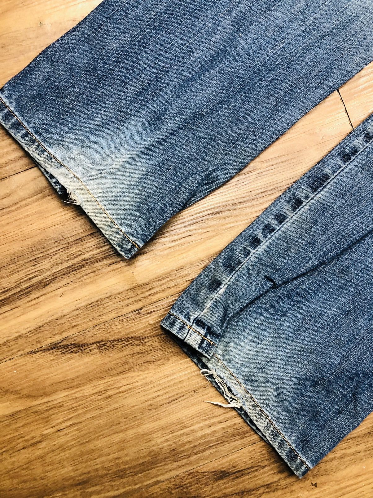 Replay REPLAY Regular Fit Distressed Jeans (38) Size US 31 - 15 Thumbnail
