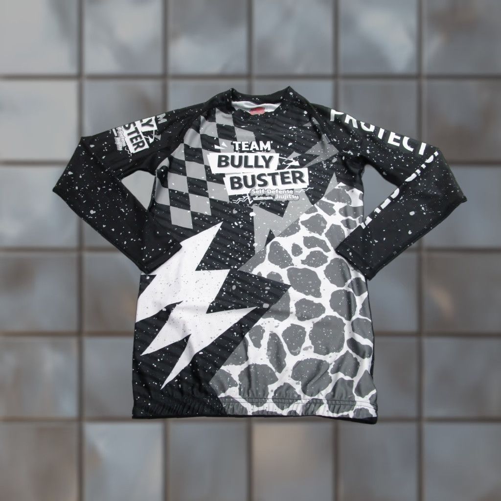 Vintage Komainu Apparel Rash Guard Shirt Mens Small Black Self-Defense Jiu Jitsu Team Bully Buster Graphic Print Long Sleeve Size US S / EU 44-46 / 1 - 1 Thumbnail