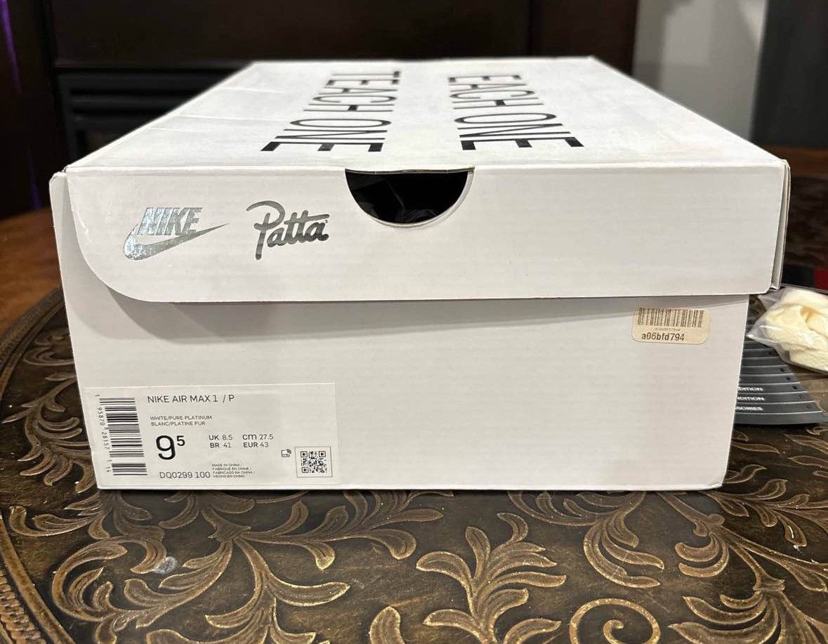 Nike × Patta Mens size 9.5 Patta x Nike Air Max 1 White Size US 9.5 / EU 42-43 - 8 Thumbnail