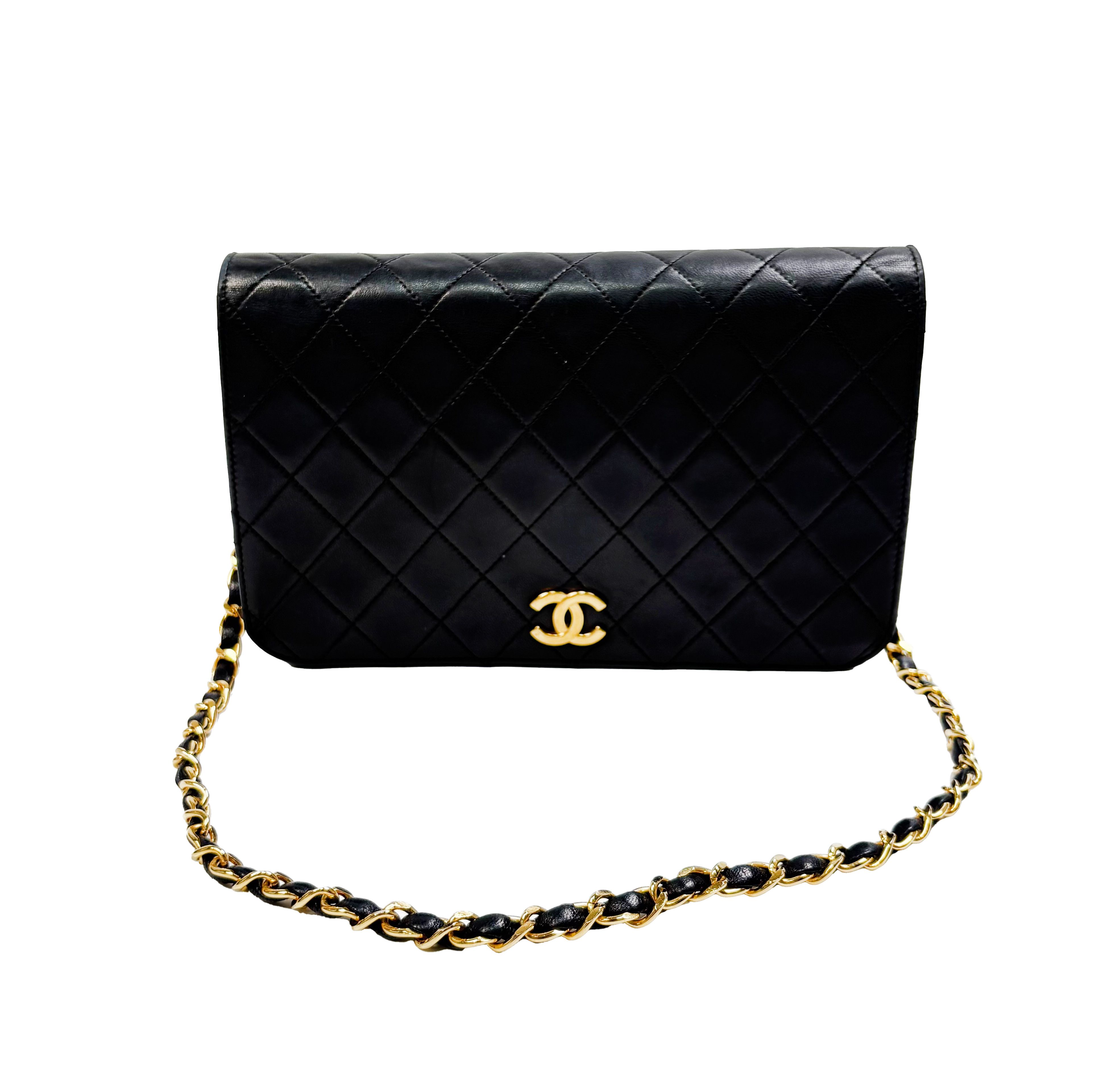 Chanel Chanel Chain Shoulder Bag Leather Size ONE SIZE - 1 Thumbnail