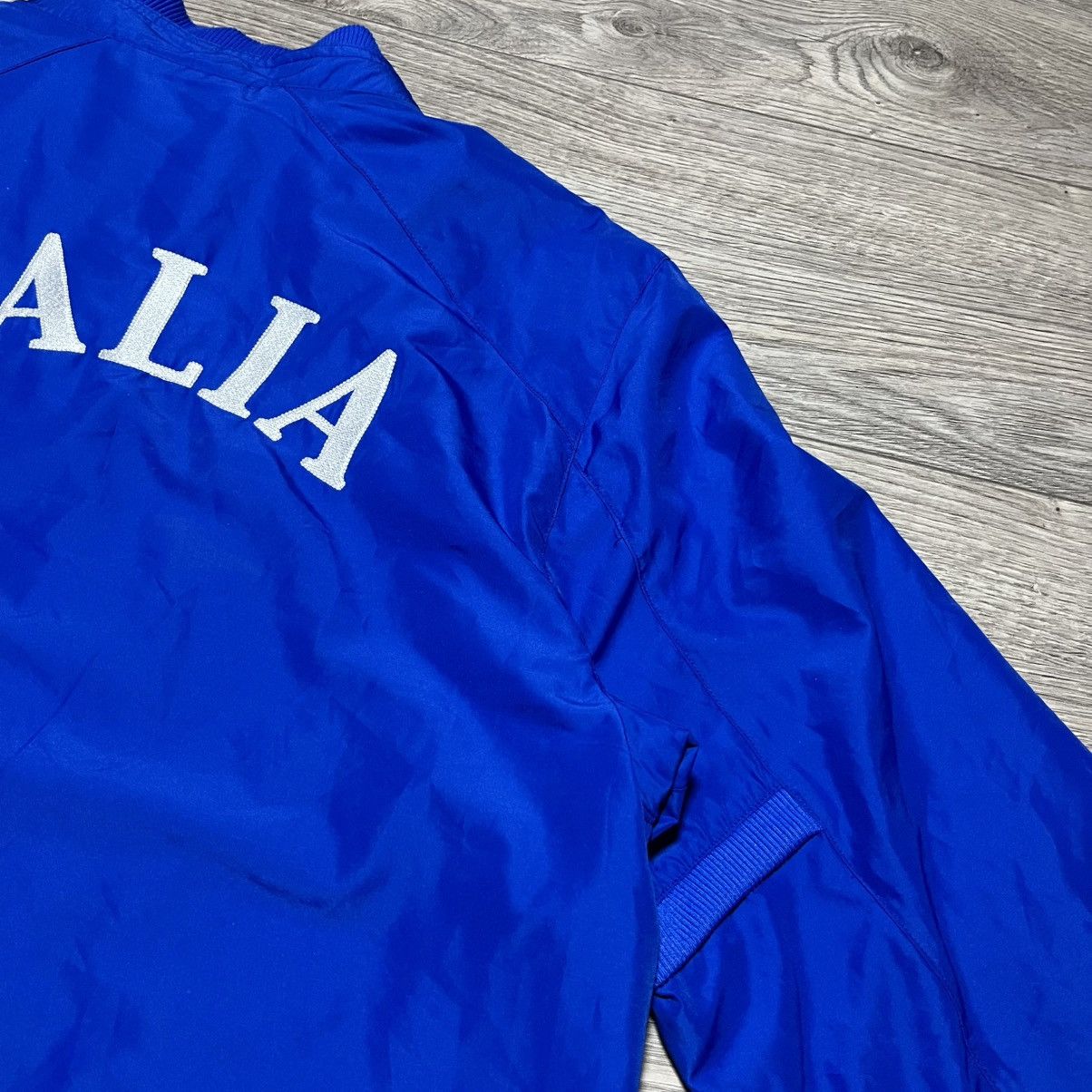Puma Italy Puma Track Jacket Size S Full Zip vintage Size US S / EU 44-46 / 1 - 13 Thumbnail
