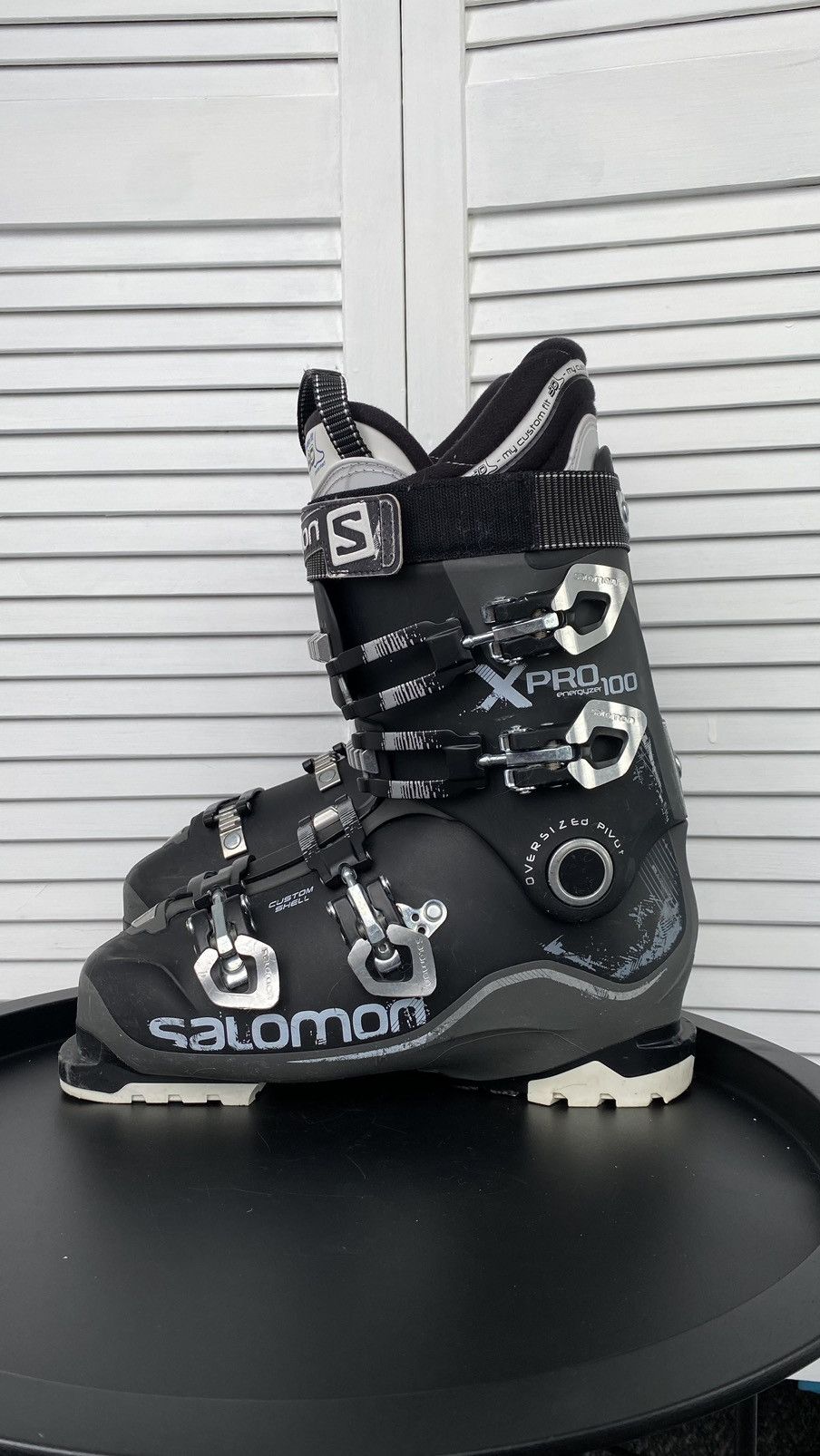 image of Salomon X Pro 100 Ski Boots in Black, Men's (Size 9)