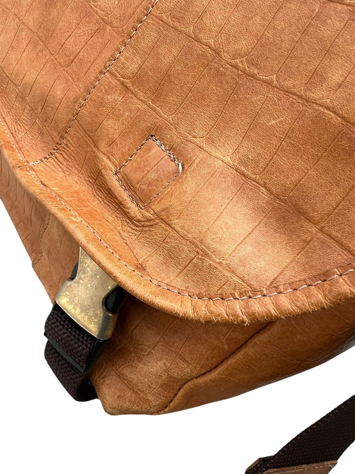 Leather Diral Japan Patina Crocodile Embossed Leather Messenger Bag Size ONE SIZE - 19 Thumbnail