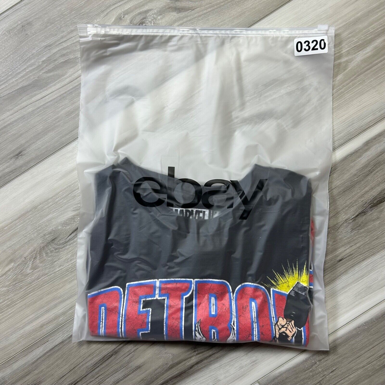 Marvel Comics Detroit Pistons Marvel T Shirt NBA x Marvel Men's Large Size US L / EU 52-54 / 3 - 8 Thumbnail