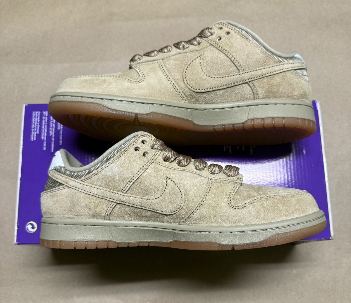 Nike Nike Dunk Low SB PRO B Parachute Beige men’s size 7.5 NEW! Size US 7.5 / EU 40-41 - 2 Thumbnail