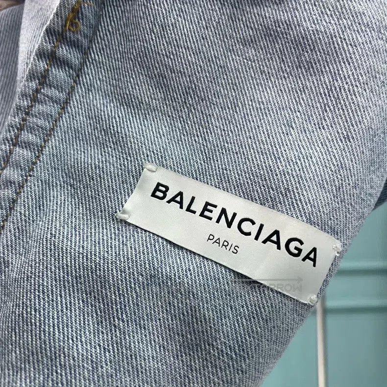 Balenciaga Balenciaga Back logo water-washed blue destroyed collar de Size XS / US 0-2 / IT 36-38 - 6 Thumbnail