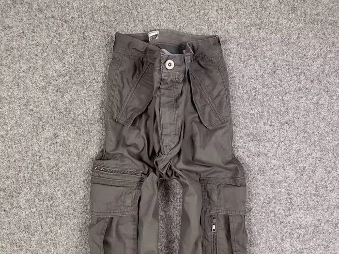Japanese Brand Vintage 90's Japan Cargo Pants Gray Zip Pocket Y2K Style Size US 34 / EU 50 - 3 Thumbnail