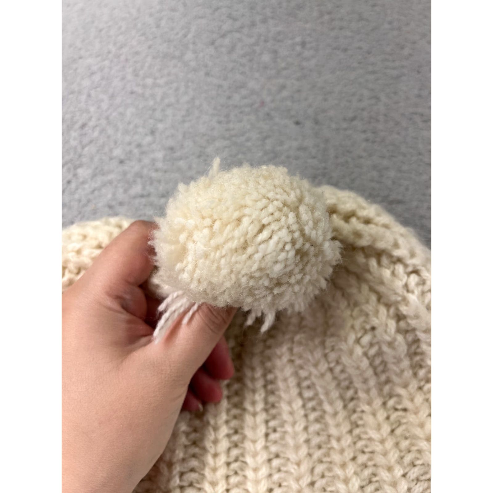Merona Merona Beanie Hat Womens One Size Ivory Knit Acrylic Blend Ski Pom - Adult Women Winter Fall Spring Adjustable Beanie Toque Vintage Not Size ONE SIZE - 3 Thumbnail