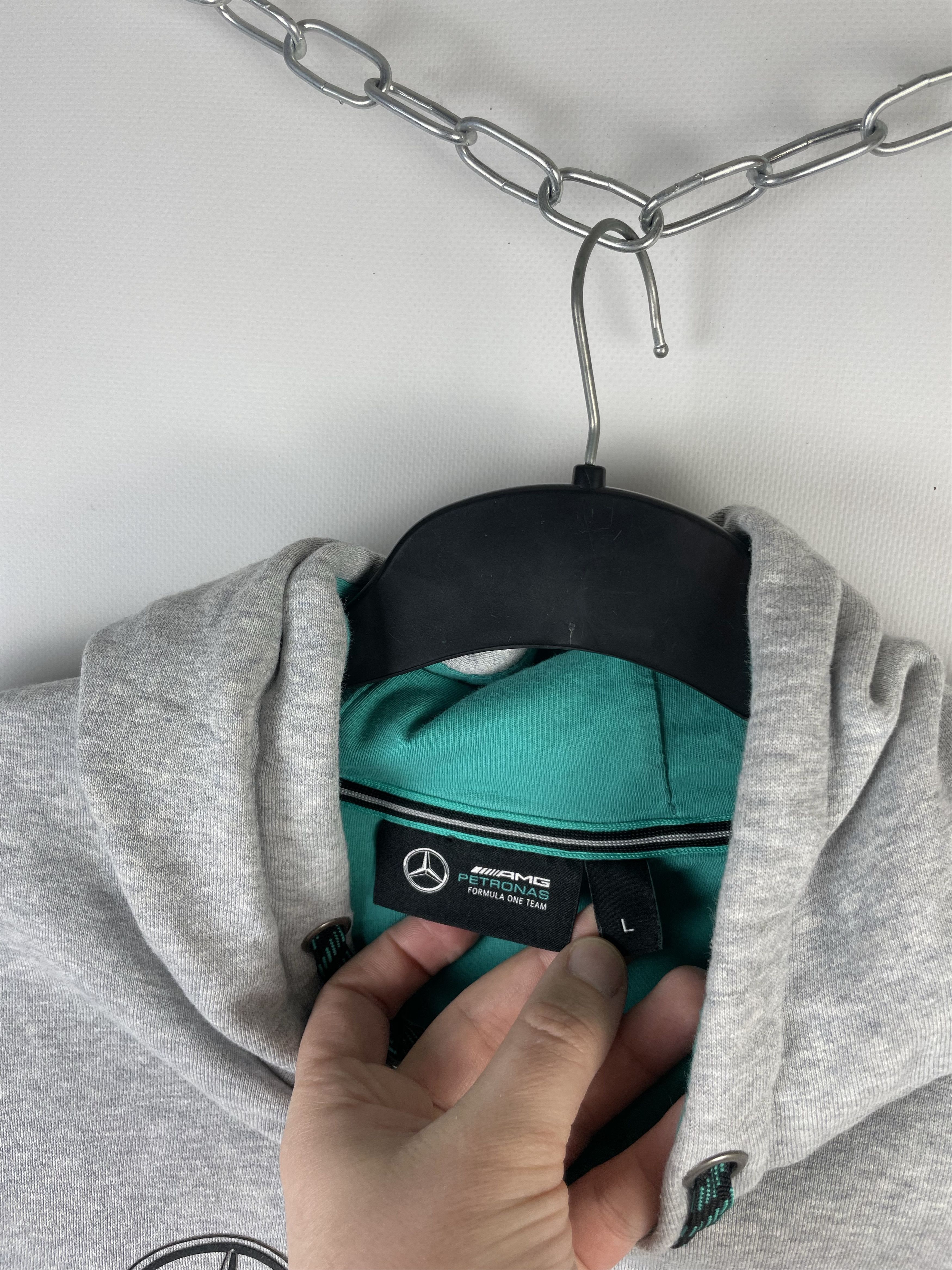 Mercedes-Benz Vintage AMG Petronas Mercedes Benz Racing hoodie Size US L / EU 52-54 / 3 - 4 Thumbnail