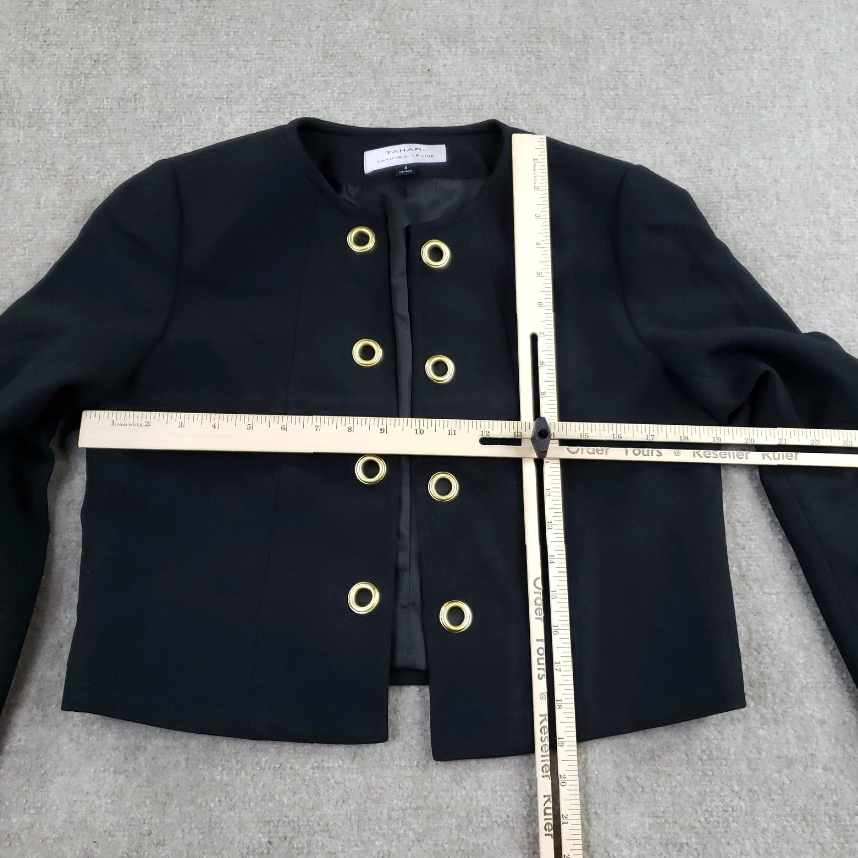 Vintage Tahari Blazer Womens 8 Black Collarless Cropped Eyelets Open Career Business Jacket Short Sleeve Slim Lined Solid Fall Spring Women Size M / US 6-8 / IT 42-44 - 2 Thumbnail