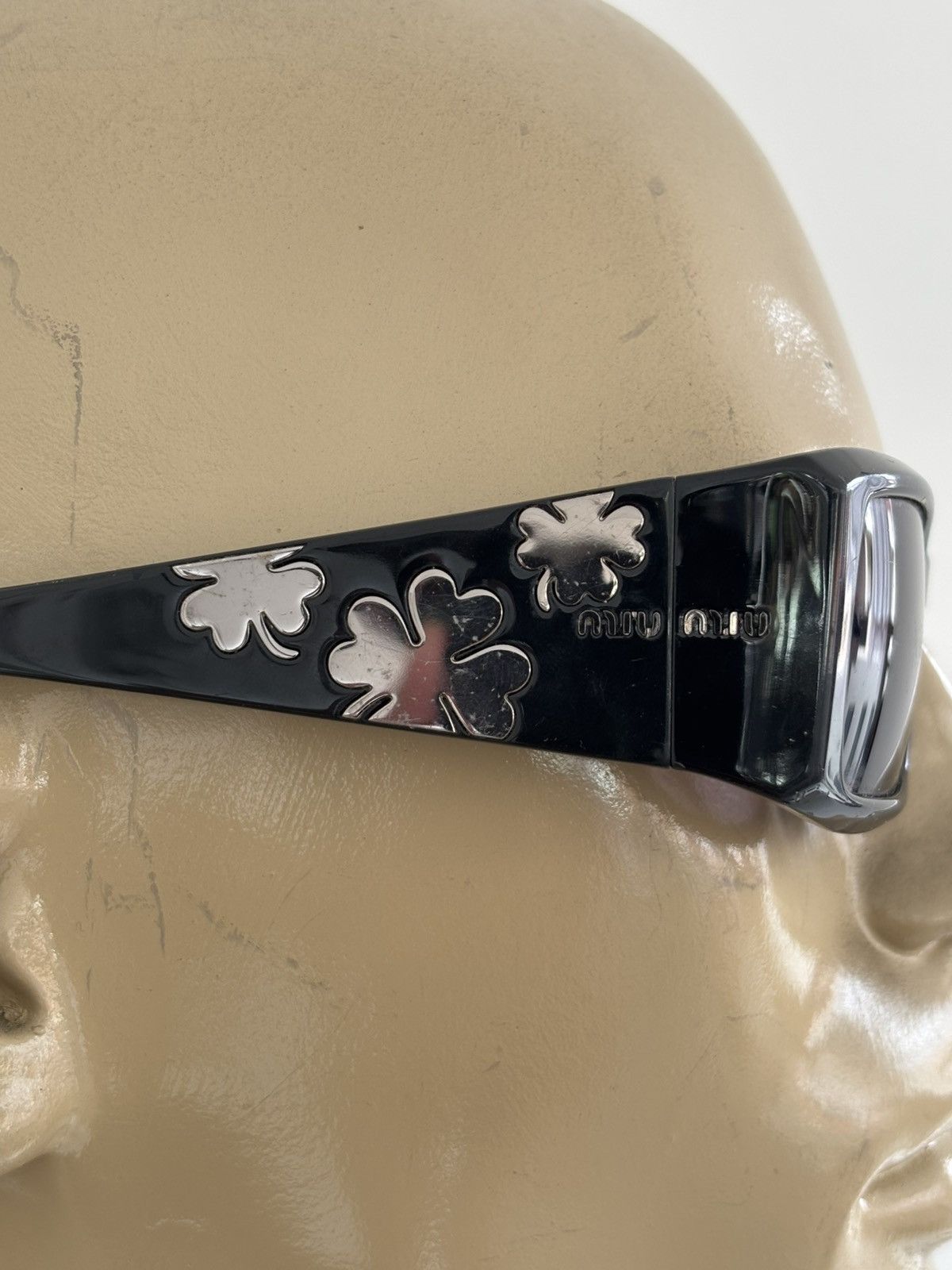 Miu Miu 2000s MIU MIU Sunglasses Size ONE SIZE - 8 Thumbnail