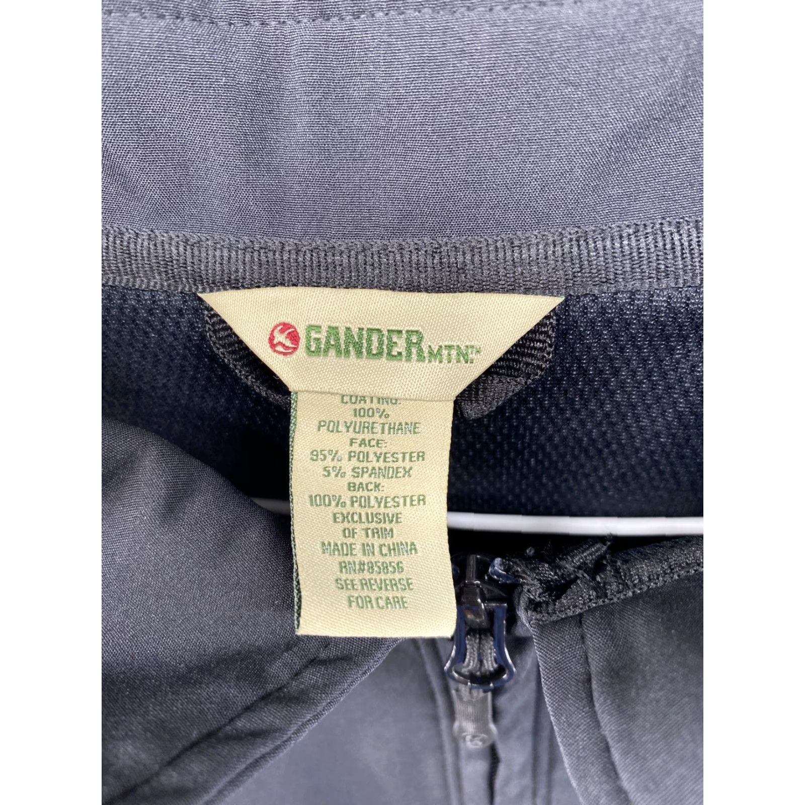 Vintage Gander Mountain Men's Soft Shell Full Zip Black Jacket XL Size US XL / EU 56 / 4 - 2 Thumbnail