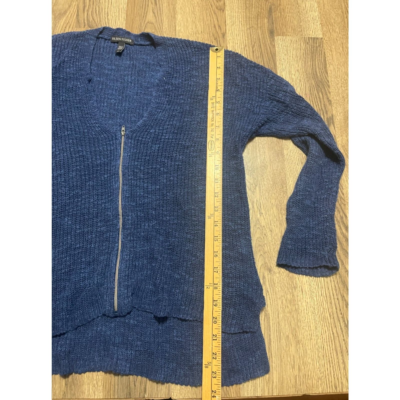 Eileen Fisher VINTAGE? Actually not vintage. Eileen Fisher Sweater Women Size Small Blue Full Zip Long Sleeve Knit Shirt? Size S / US 4 / IT 40 - 7 Thumbnail