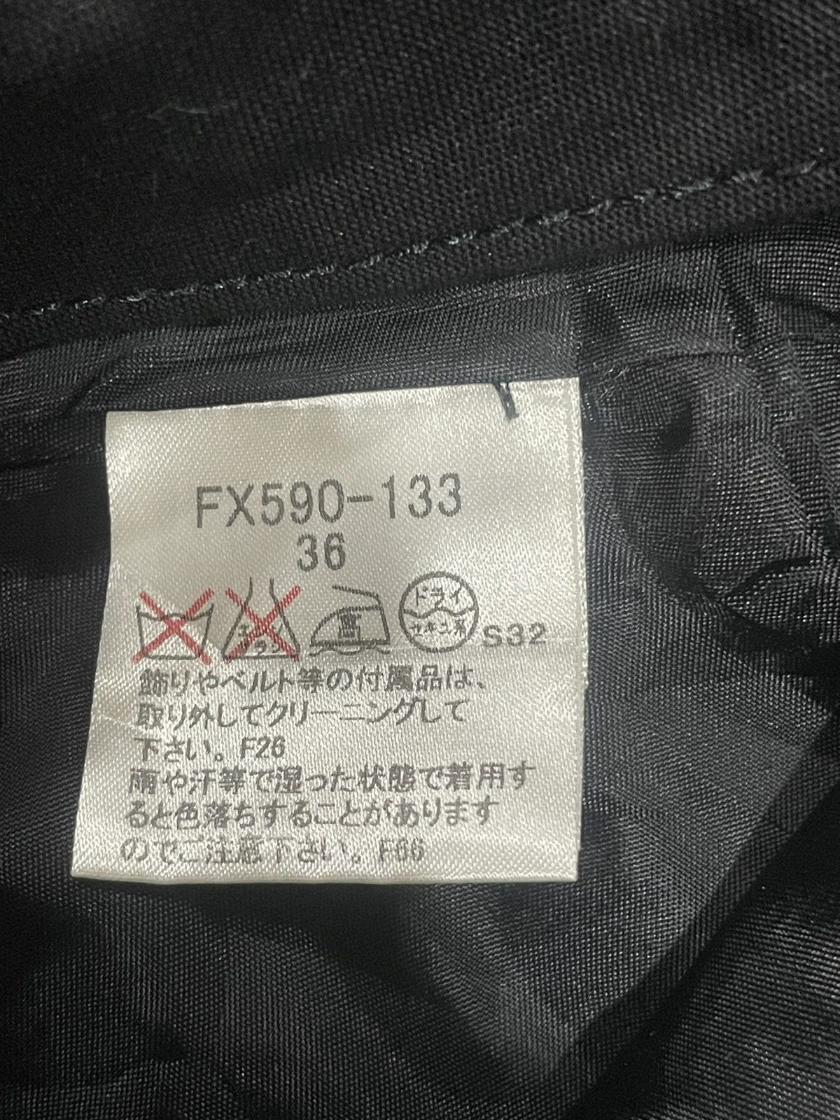 Burberry × Vintage Burberry Plain Black skirt Size 28" / US 6 / IT 42 - 5 Thumbnail