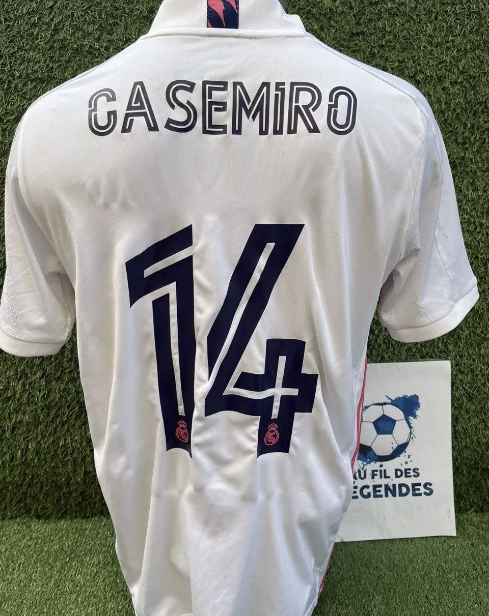 Adidas Casemiro jersey real madrid Size US S / EU 44-46 / 1 - 1 Thumbnail