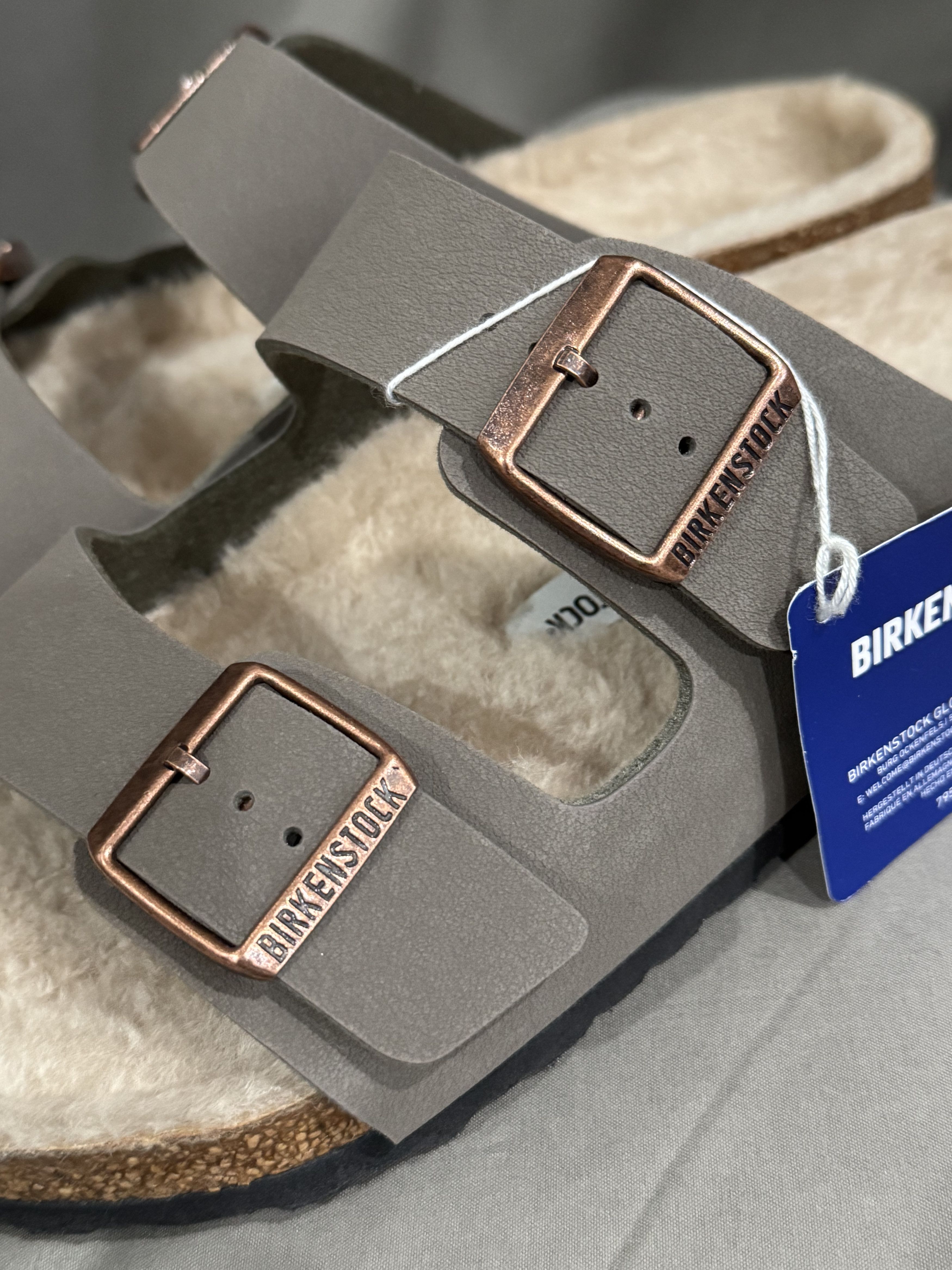 Birkenstock Birkenstock Shearling-Lined Arizona Sandals Adjustable Strap Size US 10 / EU 43 - 6 Thumbnail