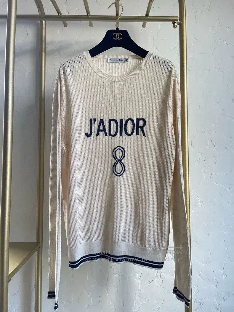 Dior No. 8 beige long sleeves