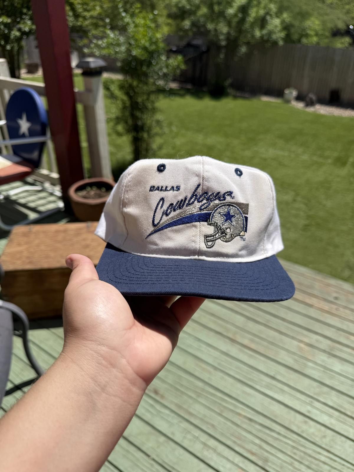 NFL 90's Cowboys Vintage Snapback Hat Size ONE SIZE - 1 Thumbnail