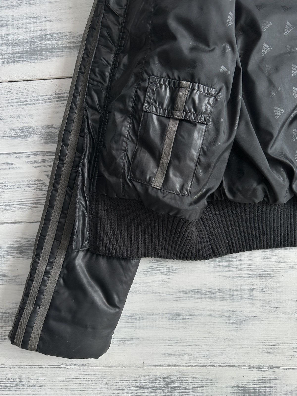 Adidas Vintage ADIDAS Y2K Puffer Bomber Jacket Black 3 Stripes Size M / US 6-8 / IT 42-44 - 12 Thumbnail