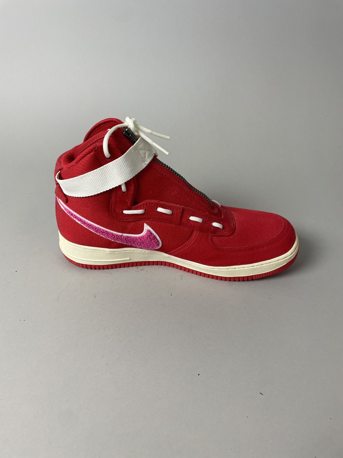 Emotionally Unavailable Red hi top air force 1 sneakers exclusive Size US 11 / EU 44 - 9 Thumbnail