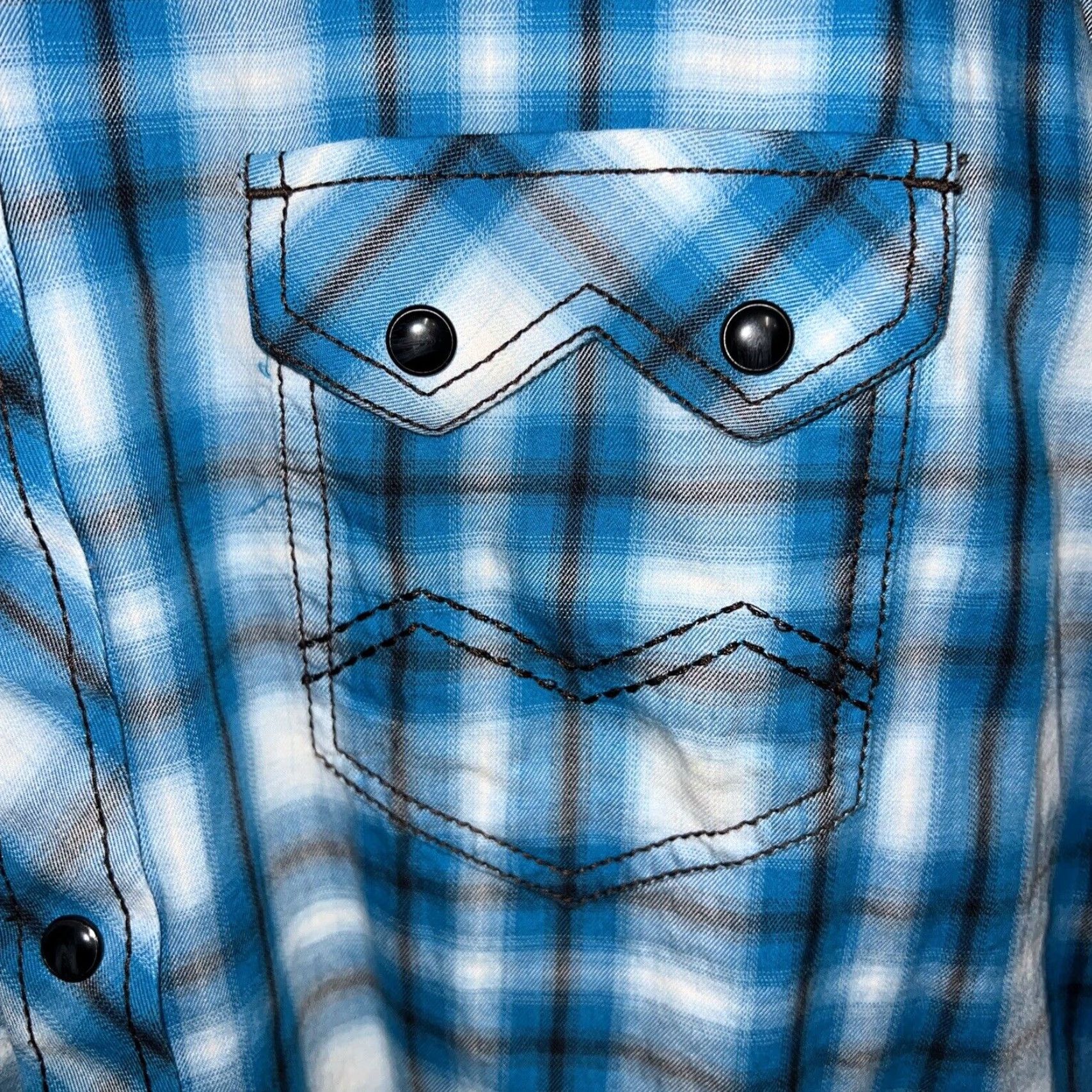 Vintage VINTAGE Brad Paisley Moonshine Spirit Shirt Mens 2XL Blue Plaid Snap Button Long Sleeve Size US XXL / EU 58 / 5 - 2 Thumbnail