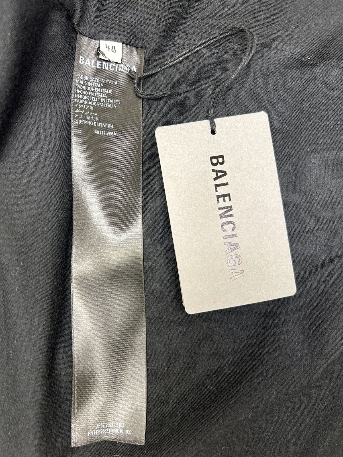Balenciaga Balenciaga Oversized Logo Print Shell Windbreaker in Black Size US M / EU 48-50 / 2 - 4 Thumbnail