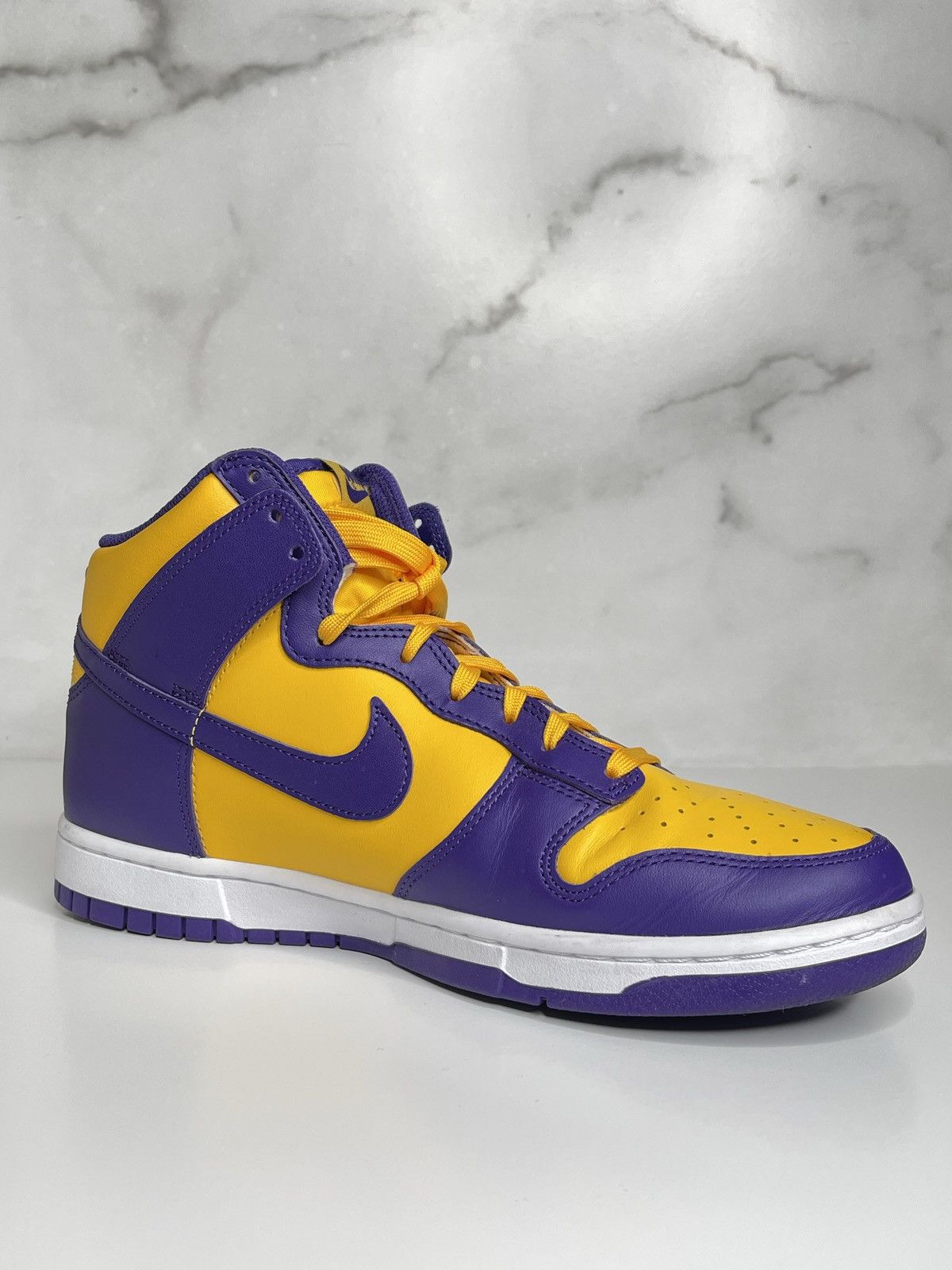 Jordan Brand Men's Nike Dunk Hi Retro "Game Royal" White/Game Royal-Total Size US 10 / EU 43 - 2 Thumbnail