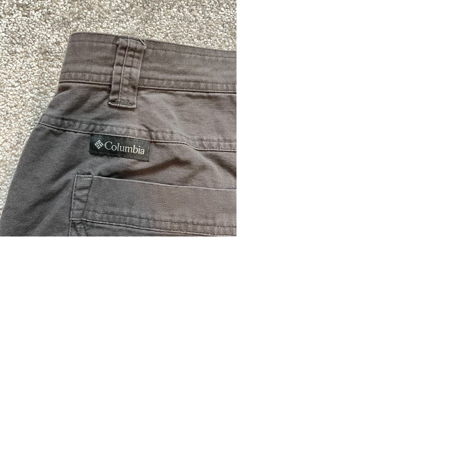 Vintage Columbia Shorts Mens 38 Gray Chino Bermuda Hiking Outdoor 10" Inseam Athletic Casual Size US 38 / EU 54 - 9 Thumbnail