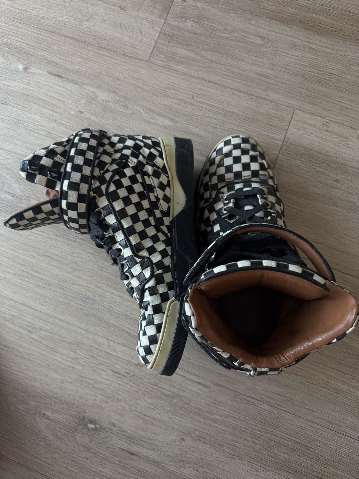 Givenchy Givenchy Tyson size 38 Size US 5.5 / EU 38 - 1 Thumbnail