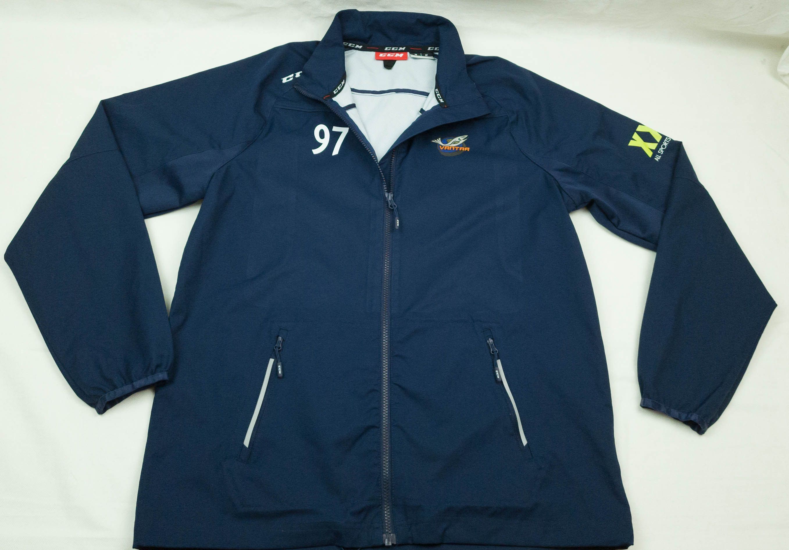 Ccm CCM TRAINING ZIP TRACK JACKET ICE HOCKEY VANTAR SIZE M Size US M / EU 48-50 / 2 - 3 Thumbnail
