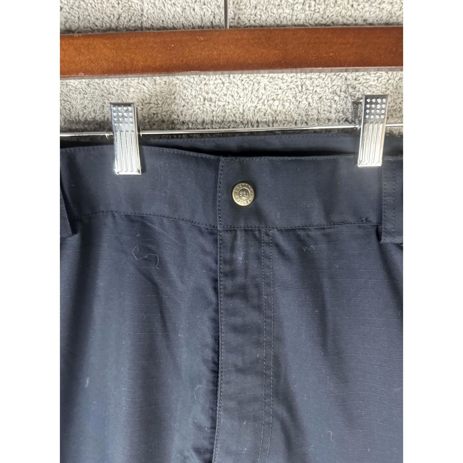 Vintage 5.11 Tactical Pants Mens 44x32 Navy Blue Cargo Ripstop Workwear Outdoor Utility Pants Mens 44 Blue Size US 44 / EU 60 - 4 Thumbnail