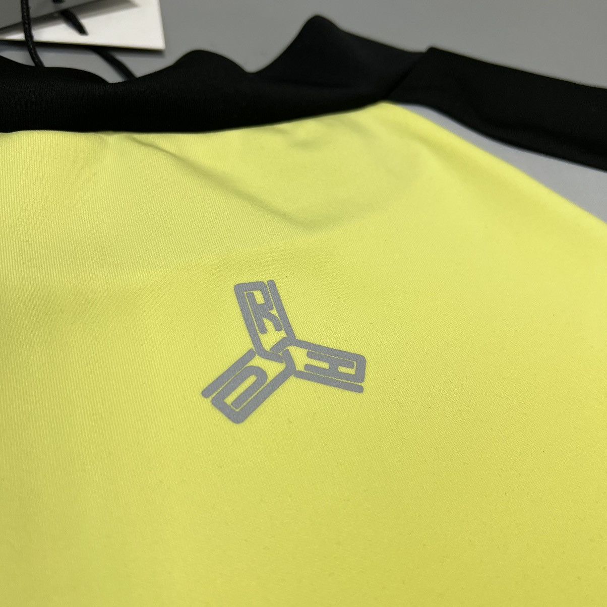 Rhude × Zara RHUDE x Zara NEW Colourblock T-shirt Longsleeve size XL Size US XL / EU 56 / 4 - 19 Thumbnail