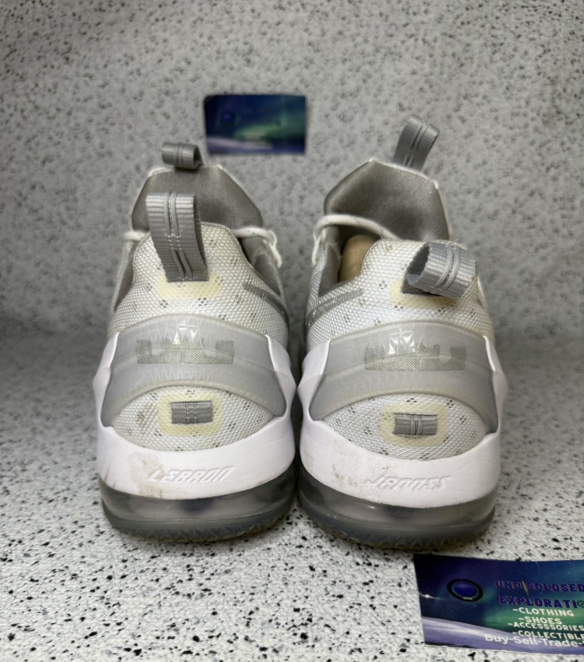 Nike Nike Lebron 13 Metallic Silver 12 Men Size US 12 / EU 45 - 5 Thumbnail