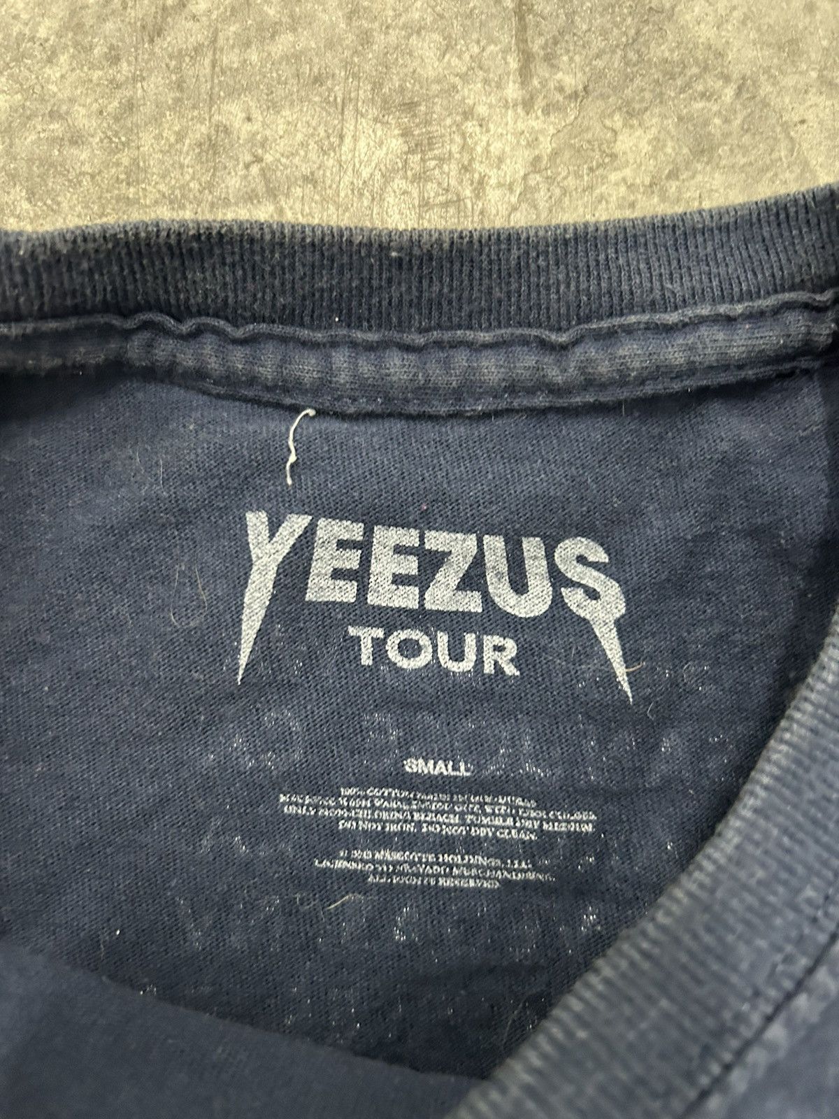 Kanye West 2015 kanye west yeezus tour t shirt Size US S / EU 44-46 / 1 - 3 Thumbnail