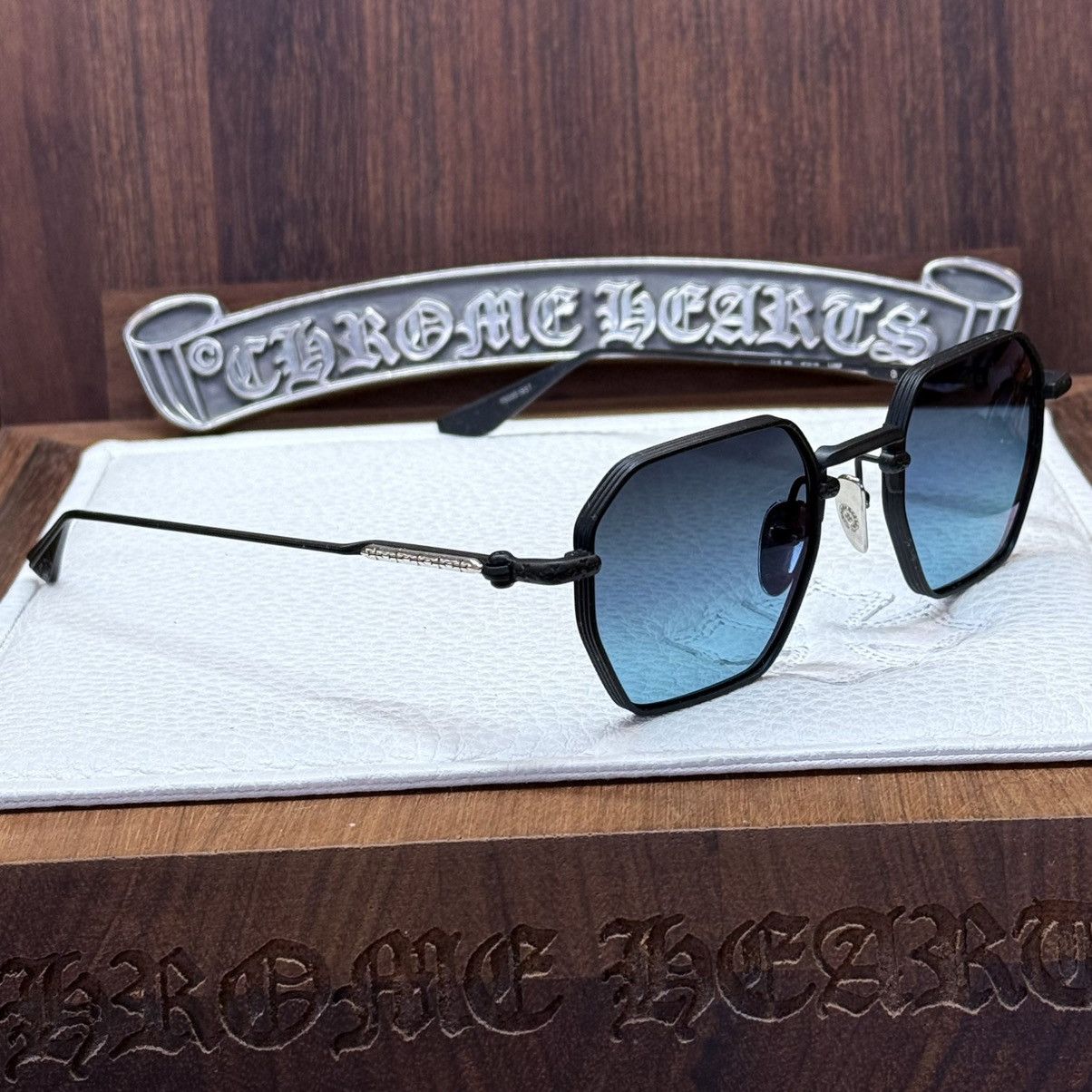 Chrome Hearts Chrome Hearts LUMP Sunglasses Size ONE SIZE - 4 Thumbnail