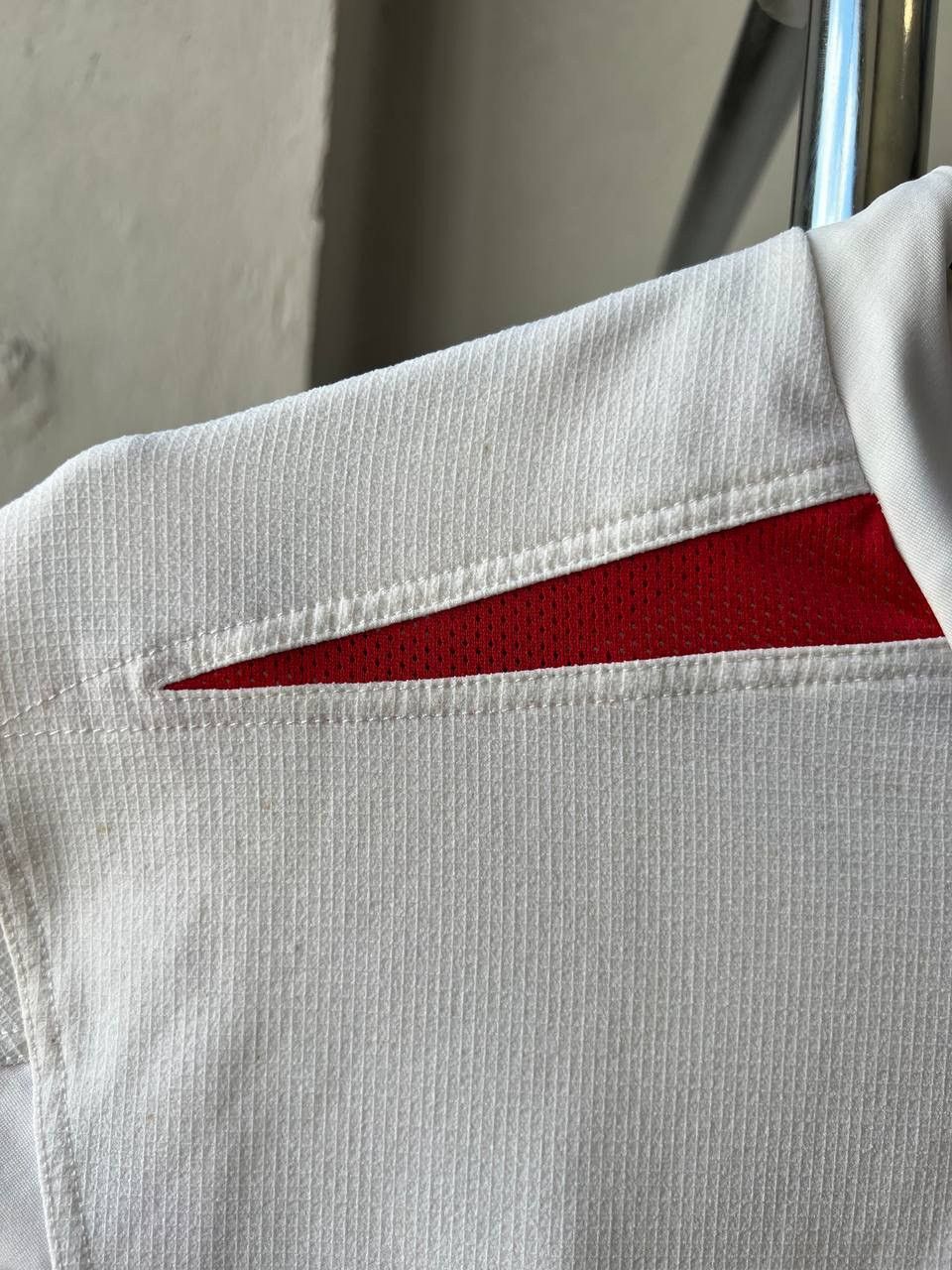 Vintage 2003/4 ENGLAND TEAM HOME RUGBY UNION NIKE JERSEY SHIRT SZ M Size US L / EU 52-54 / 3 - 8 Thumbnail