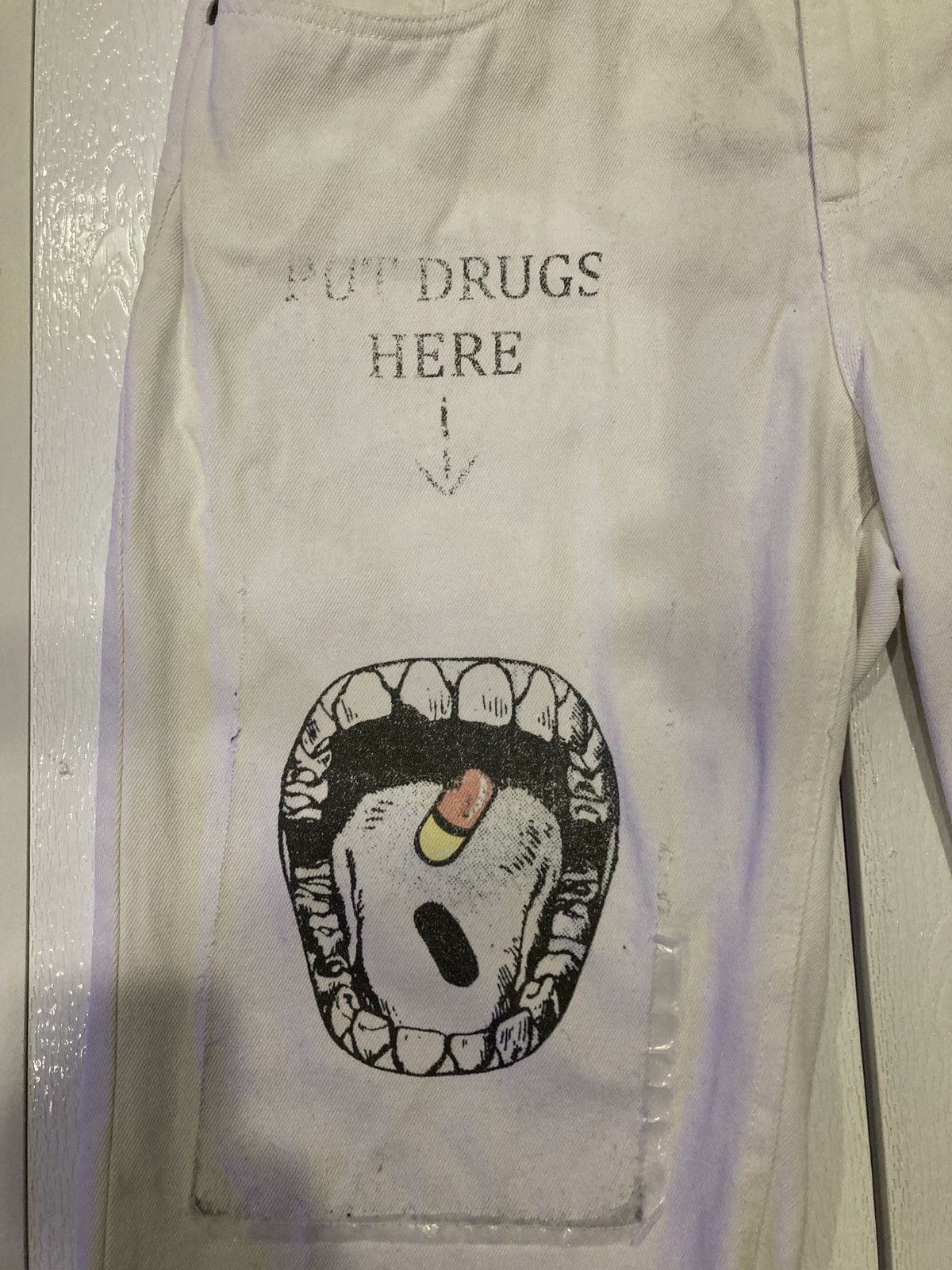 Other Dont Overdose Shorts Size US 33 - 6 Thumbnail