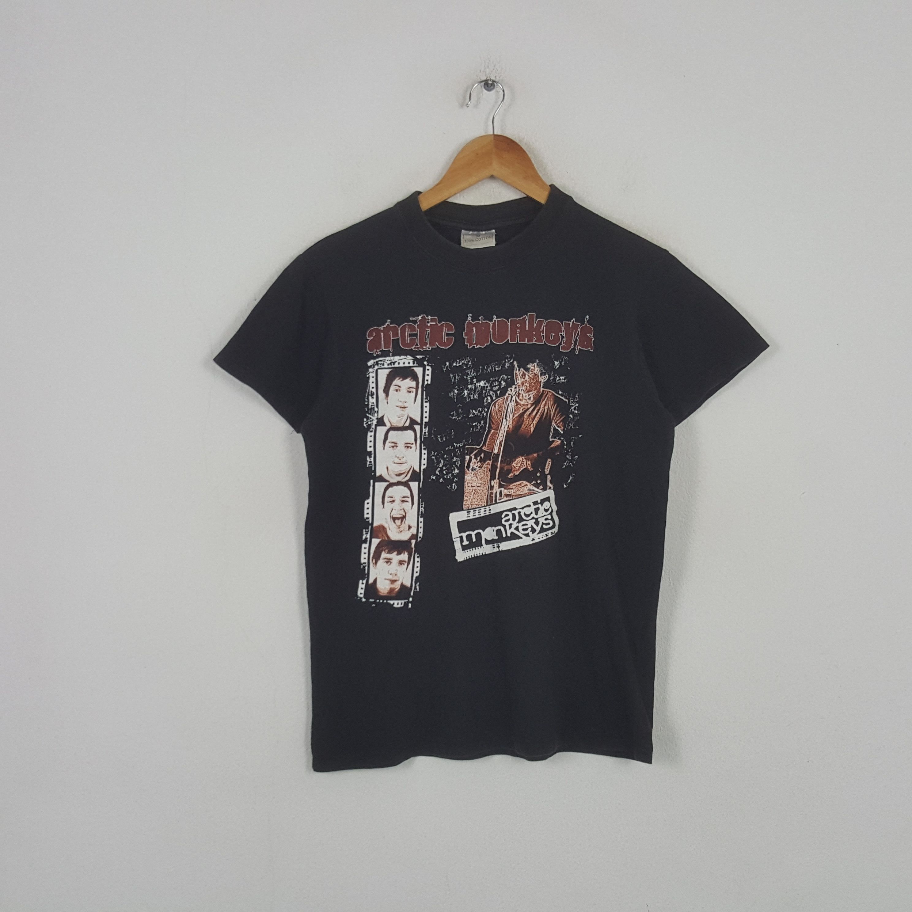 Band Tees Vintage Arctic Monkeys English Rock Bad Tshirt 32 Size US S / EU 44-46 / 1 - 1 Thumbnail