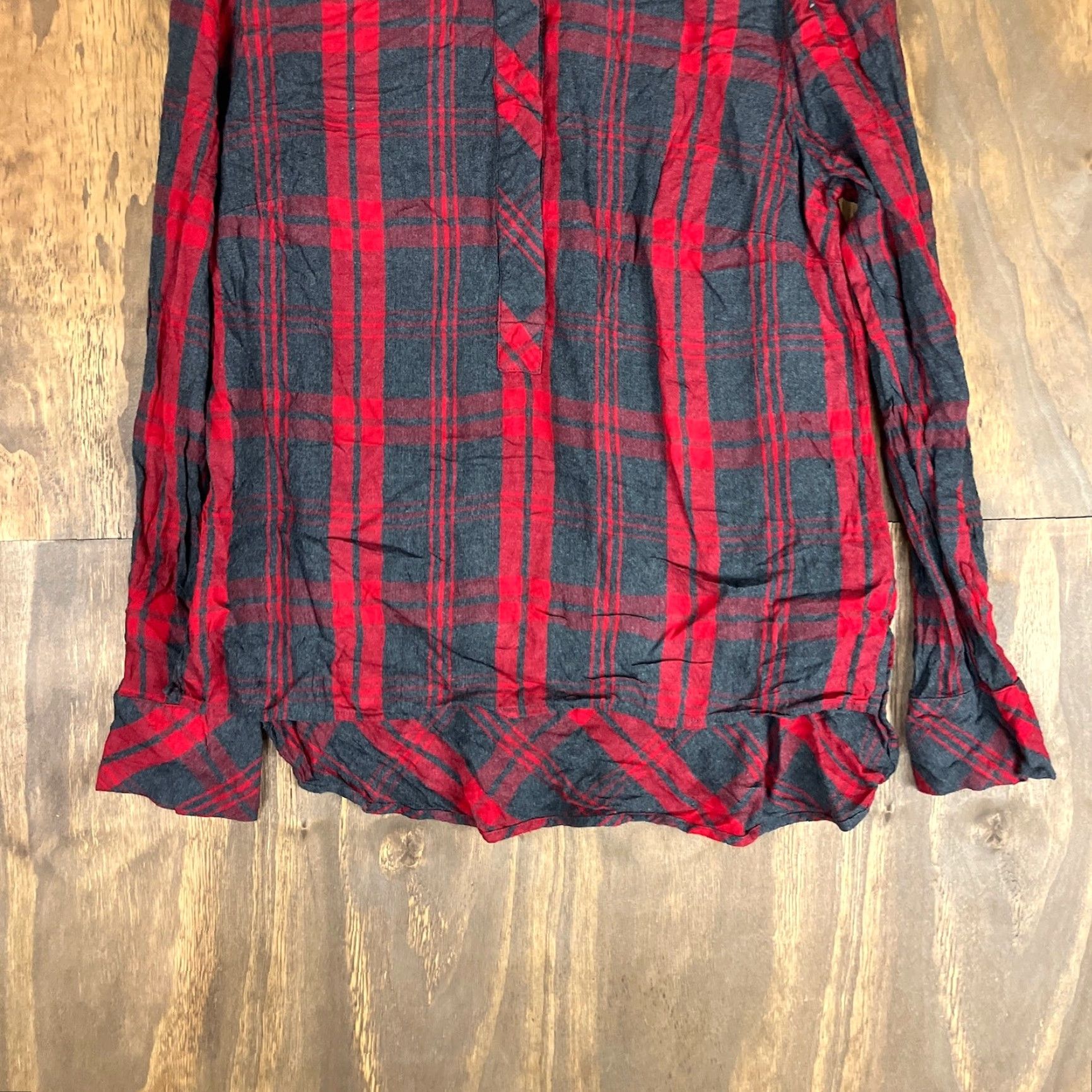 Vintage CAbi Shirt Red Gray Plaid Collared 1/2 Button Down Long Sleeve Medium Women’s Shirt Size M / US 6-8 / IT 42-44 - 3 Thumbnail