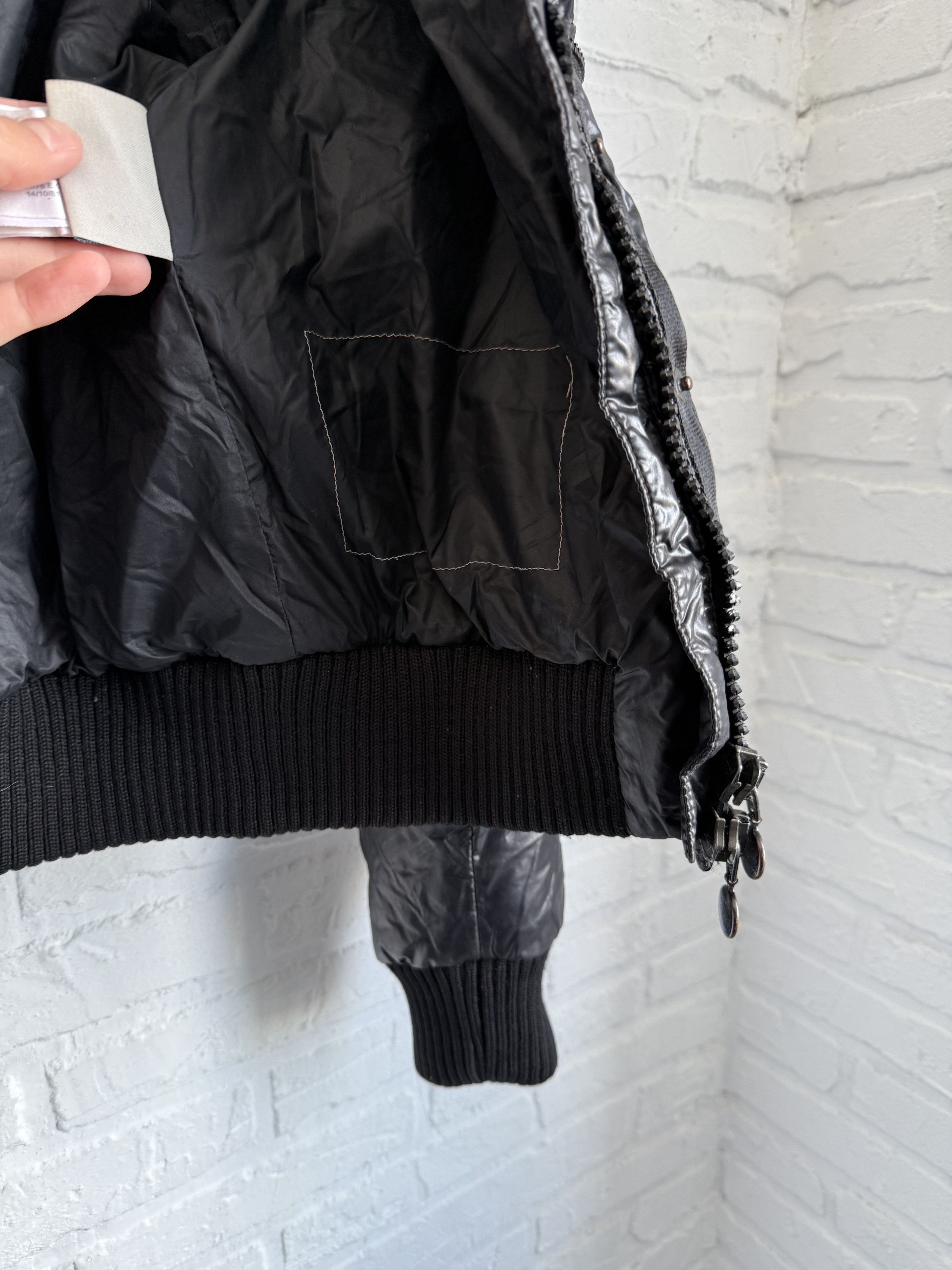 Moncler Moncler fur hood short puffer down jacket Size XS / US 0-2 / IT 36-38 - 5 Thumbnail