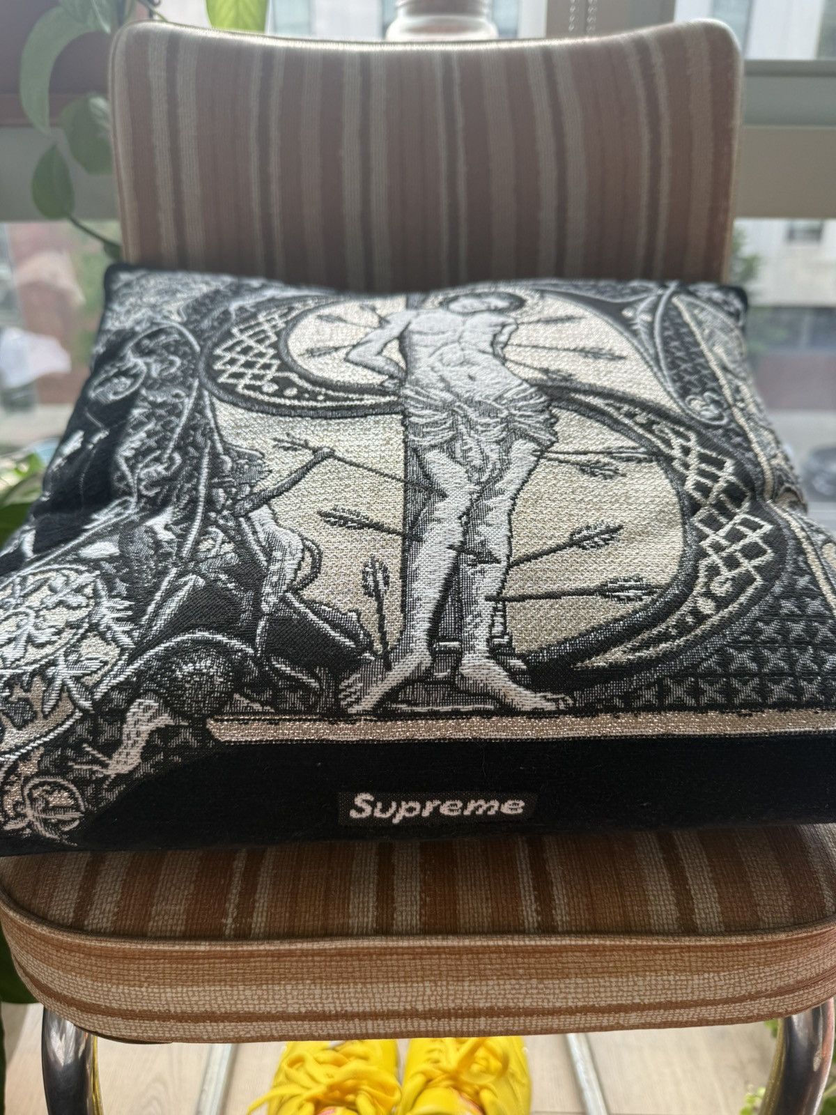 Supreme Supreme Jules Pansu Saint Pillow Size ONE SIZE - 3 Thumbnail