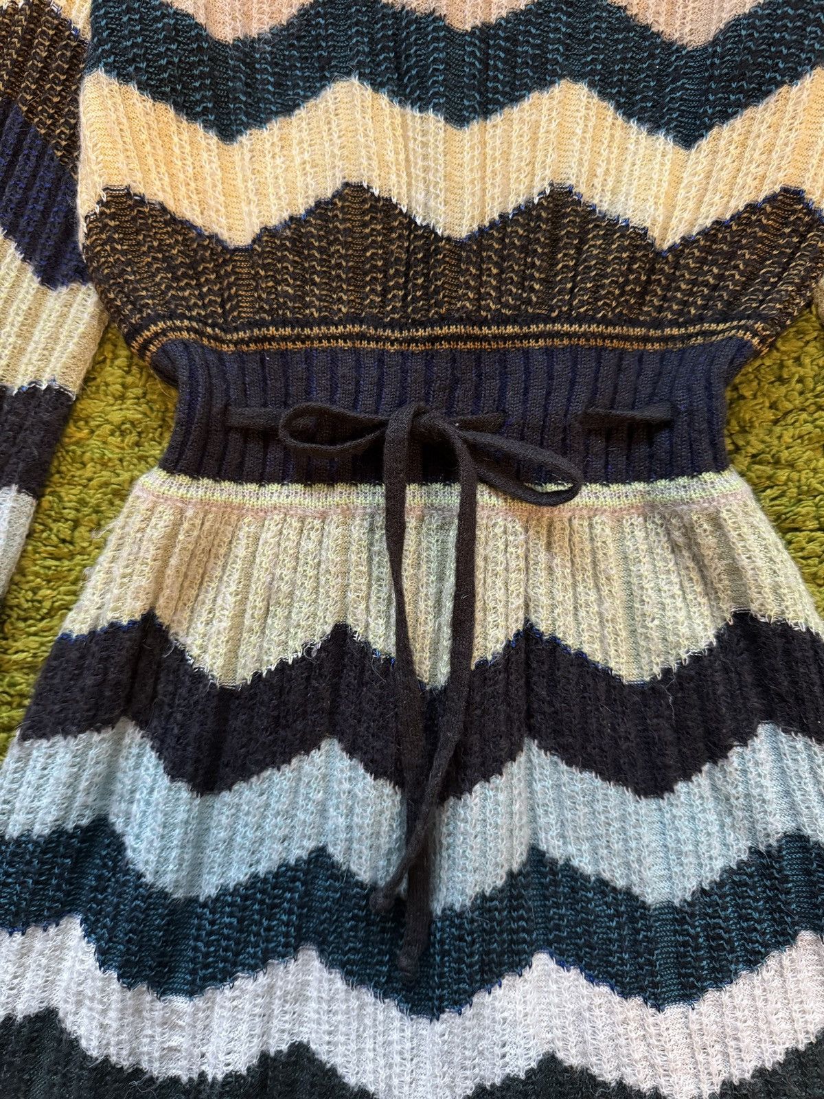 Missoni × Vintage Missoni 1990s vintage coloured zig zag pattern tunic sweater Size M / US 6-8 / IT 42-44 - 7 Thumbnail