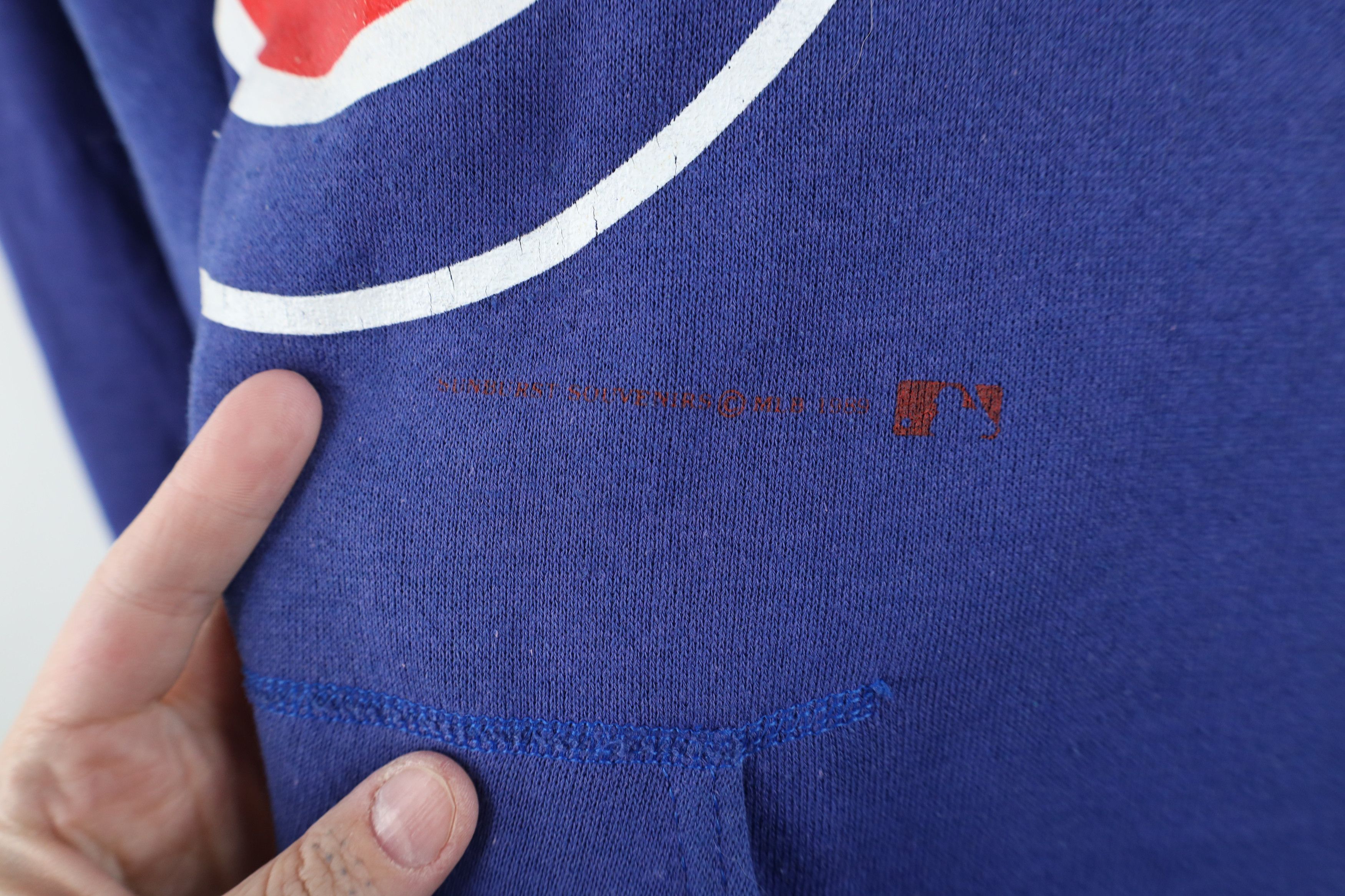Vintage Vintage 80s Chicago Cubs Baseball Hoodie Sweatshirt Blue USA Size US XL / EU 56 / 4 - 5 Thumbnail